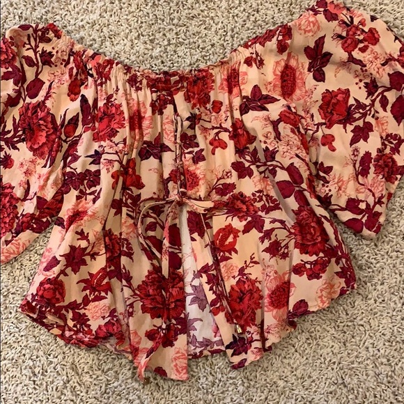 Off the shoulder open back crop top - Picture 2 of 2